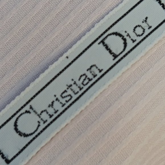 CHRISTIAN DIOR VINTAGE MEN'S PURE WHITE STRIPED LUXURY * CRESTED DRESS SHIRT